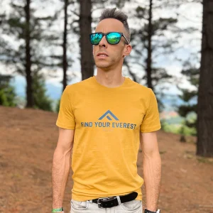 CAMISETA FIND YOUR EVEREST - Marigold
