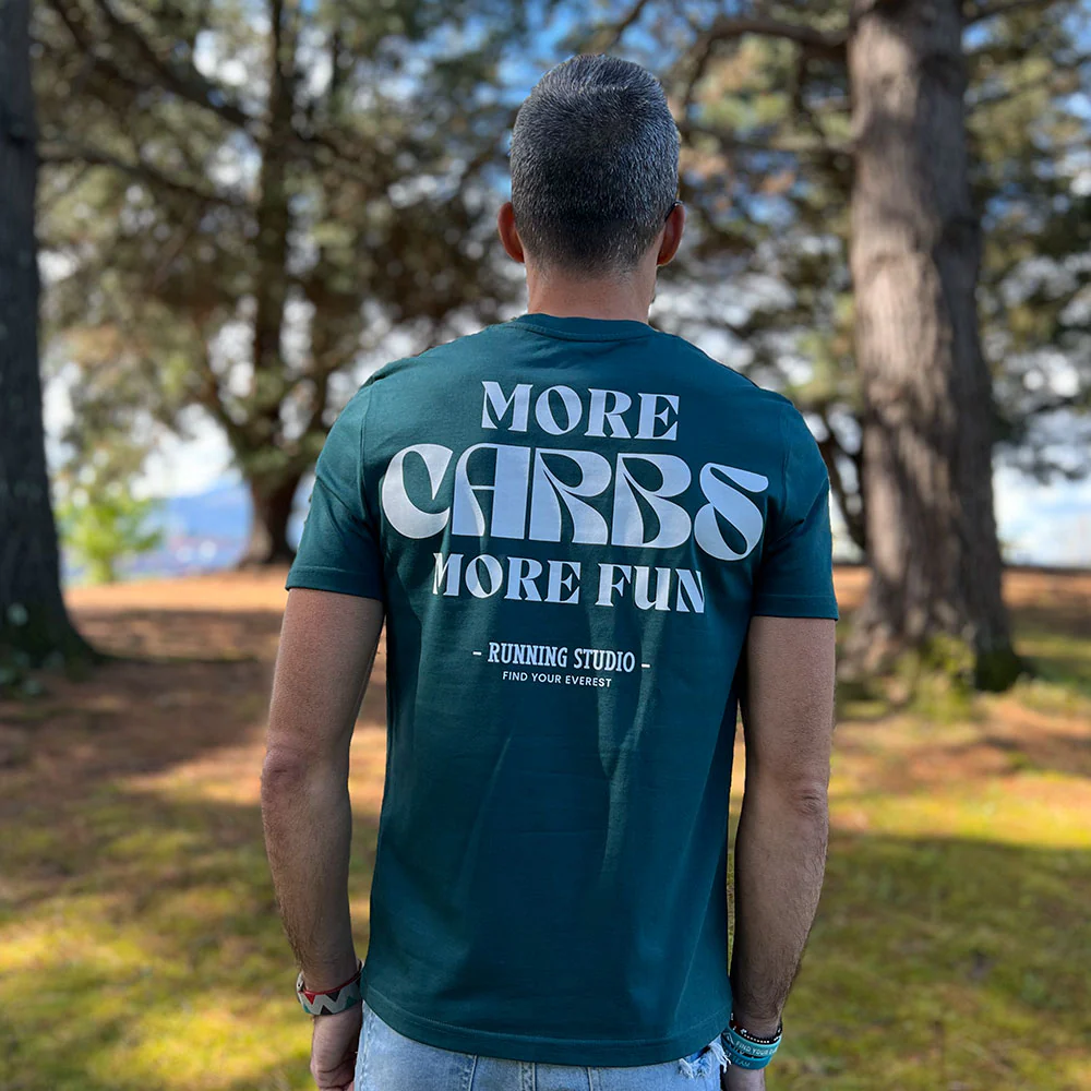 CAMISETA FIND YOUR EVEREST - MORE CARBS MORE FUN - Mori