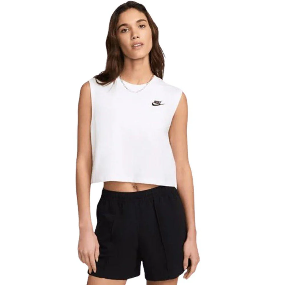 Camiseta Nike Sportswear Club Croppe Mujer - Imagen 2