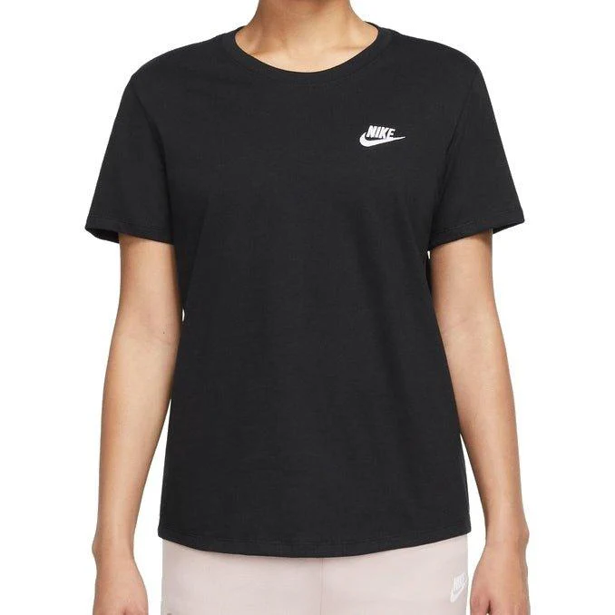 Camiseta Nike Sportswear Club Essentials Mujer