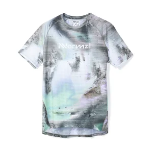 CAMISETA NNORMAL RACE 2025 - Estampado