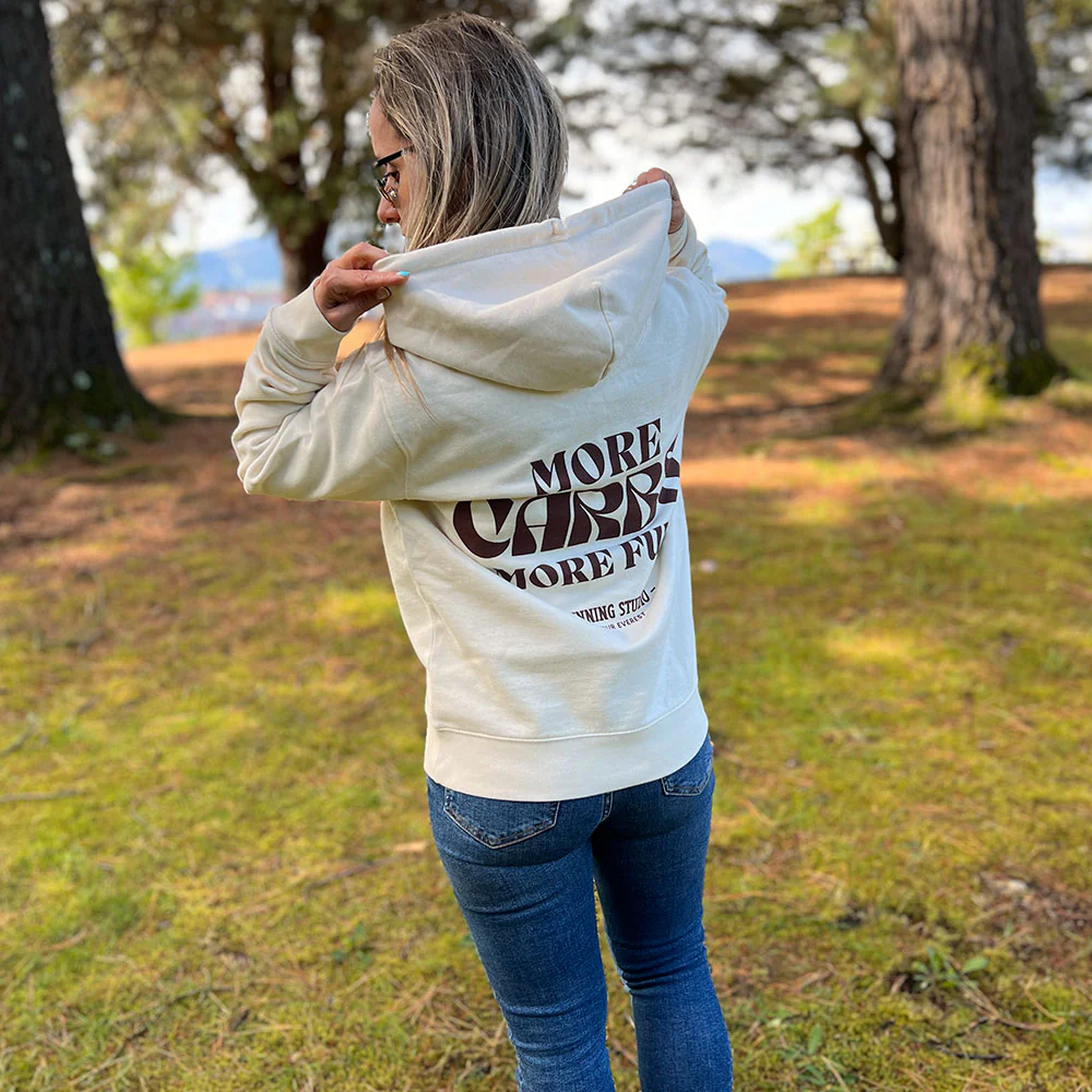 SUDADERA FIND YOUR EVEREST - MORE CARBS MORE FUN - Mangata - Imagen 6