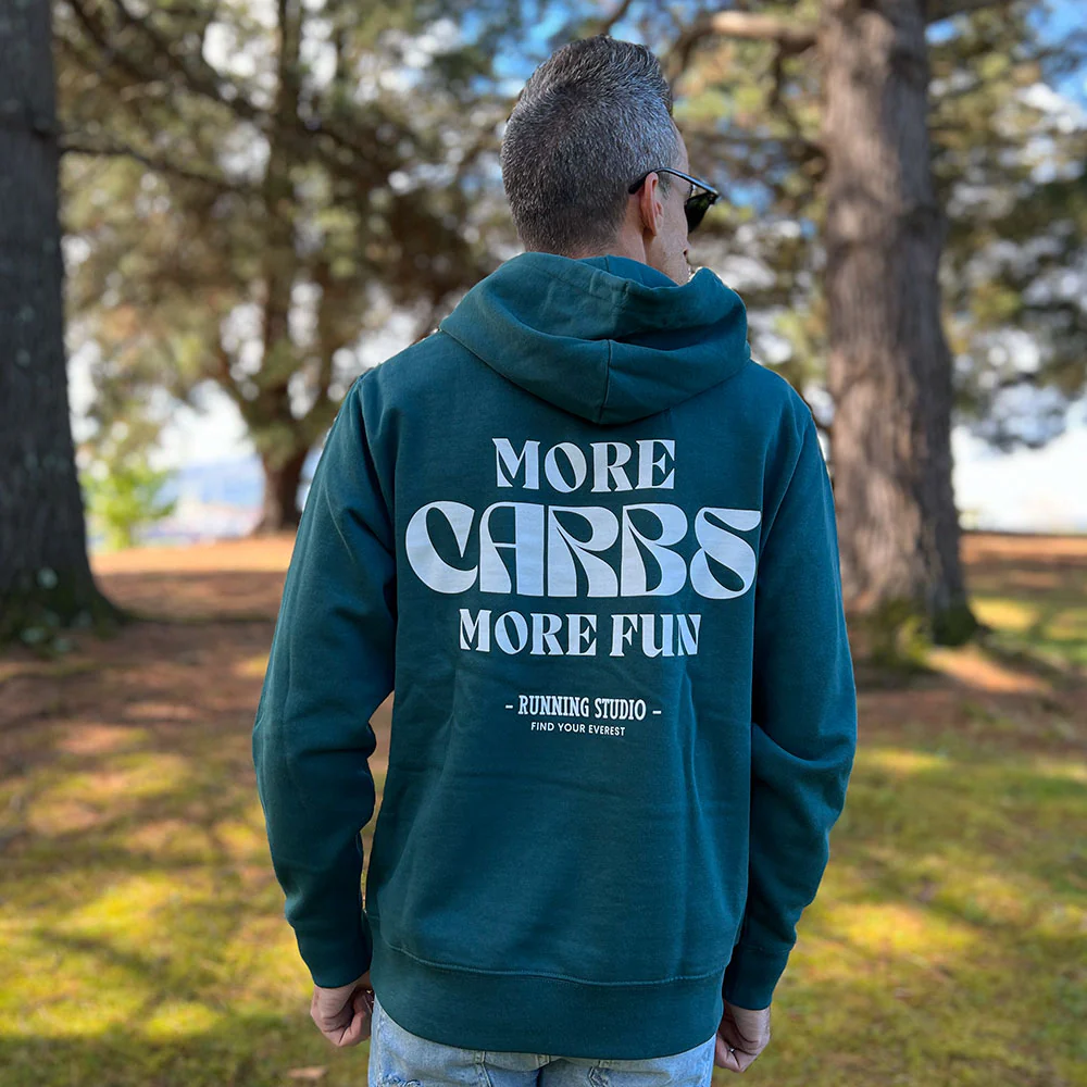 SUDADERA FIND YOUR EVEREST - MORE CARBS MORE FUN - Mori - Imagen 2