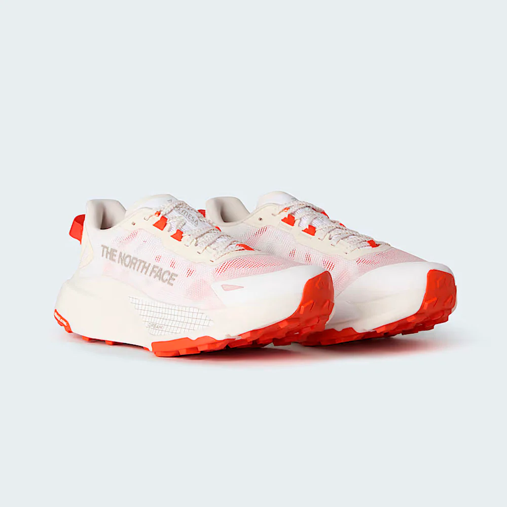 ZAPATILLAS THE NORTH FACE ALTAMESA 500 V2 - White / Lava Red - Imagen 3